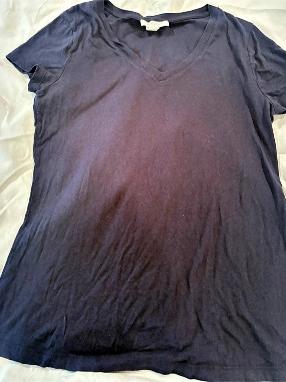 Forever 21 V-Neck Short Sleeve Tee in Blue Size Large
